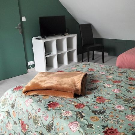 Chez Nadine Panzió Valframbert Kültér fotó