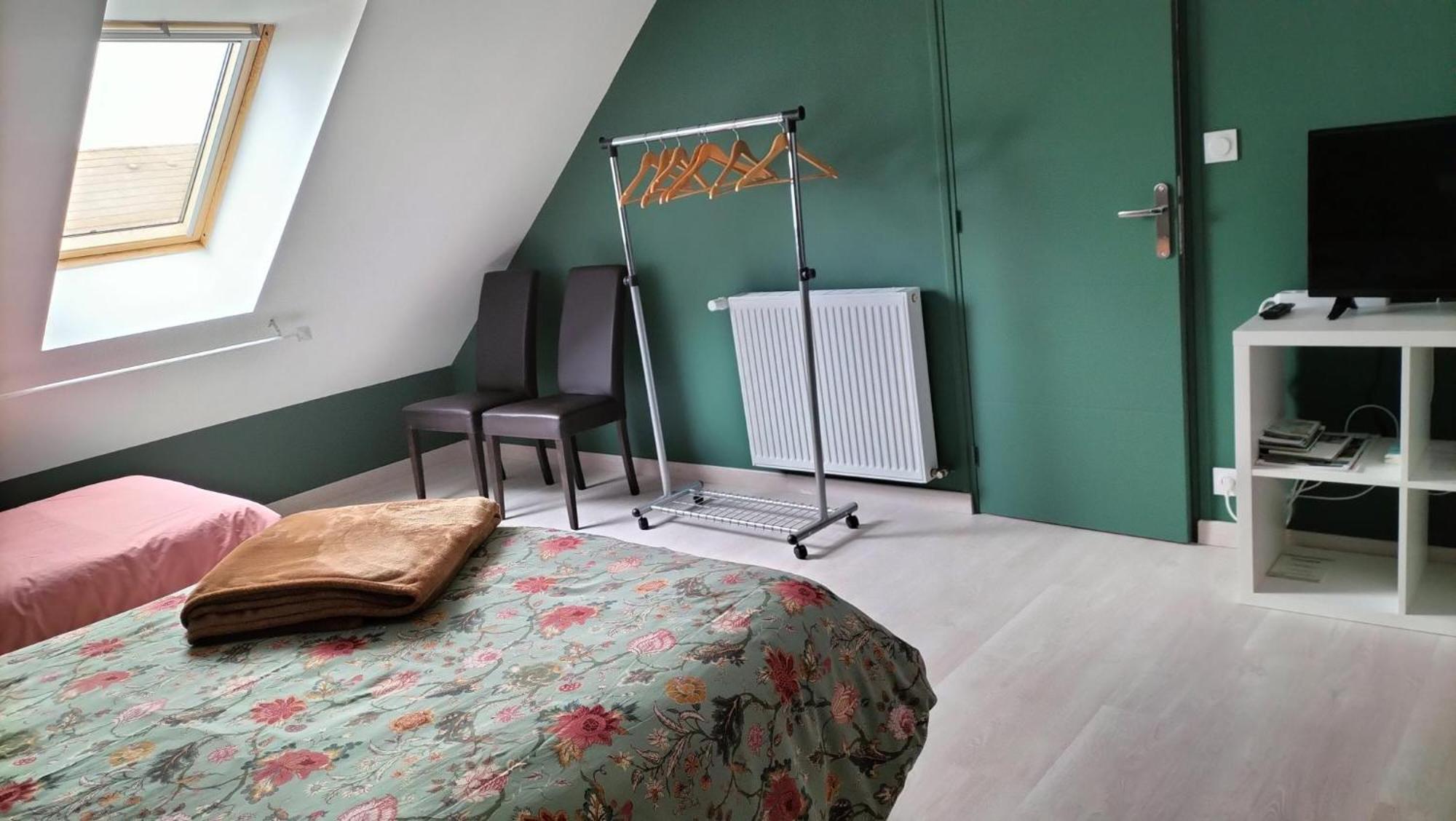 Chez Nadine Panzió Valframbert Kültér fotó